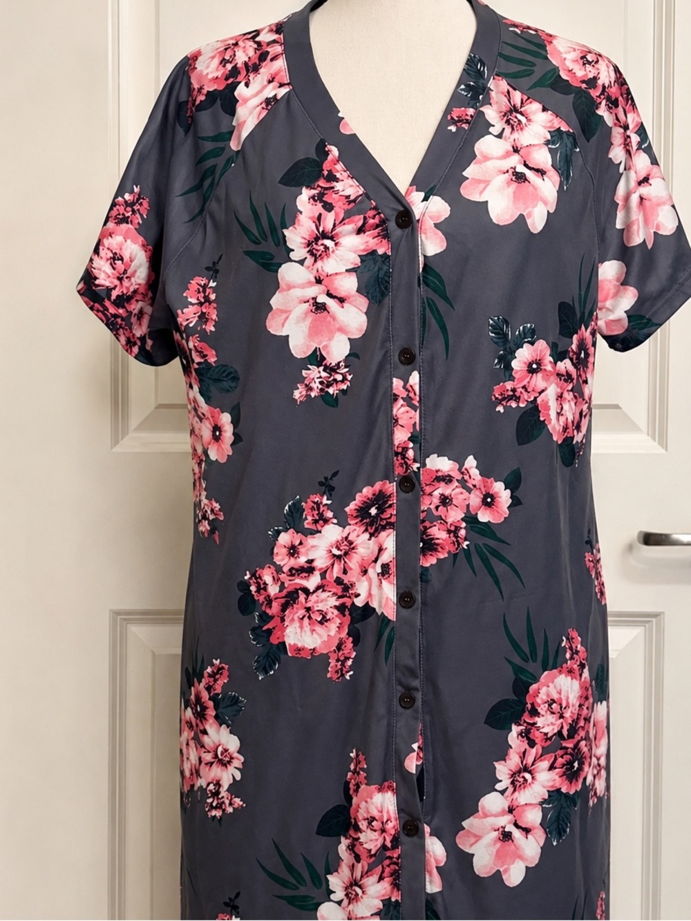 Gray Floral Button-Front Dress with Pink Blooms